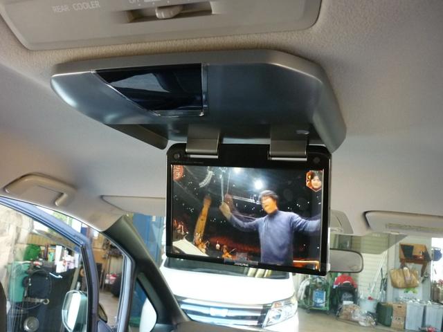 ヴォクシー ハイブリッドＸ　両側パワースライドドア　ハイブリット　スマートキースペア有　ナビ　Ｂｌｕｅｔｏｏｔｈ　バックカメラ　フリップダウンモニター　ワイパーデアイサー　ＥＴＣ（26枚目）