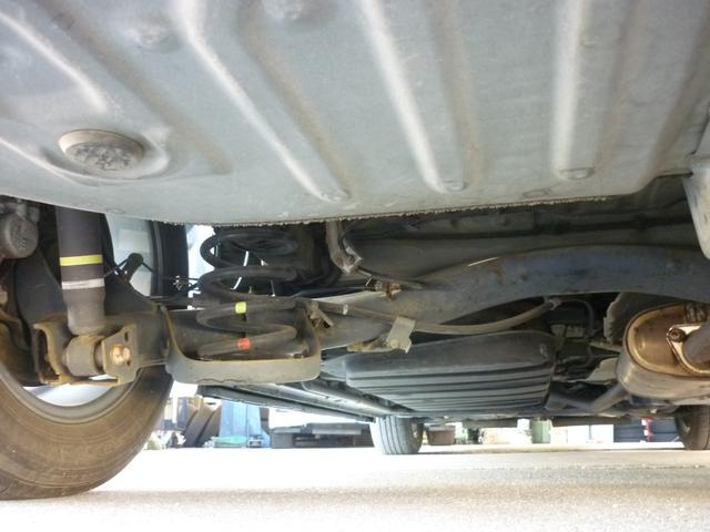 ヴォクシー ハイブリッドＸ　両側パワースライドドア　ハイブリット　スマートキースペア有　ナビ　Ｂｌｕｅｔｏｏｔｈ　バックカメラ　フリップダウンモニター　ワイパーデアイサー　ＥＴＣ（33枚目）