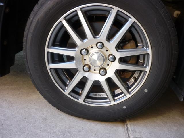 ヴォクシー ハイブリッドＸ　両側パワースライドドア　ハイブリット　スマートキースペア有　ナビ　Ｂｌｕｅｔｏｏｔｈ　バックカメラ　フリップダウンモニター　ワイパーデアイサー　ＥＴＣ（42枚目）