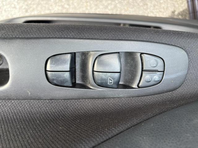 セレナ ハイウェイスター　Ｓ－ハイブリッド　自社　ローン　対応　検２年　Ｓキー　ナビ　フルセグ　ＣＤ　ＤＶＤ　ＨＩＤ　フォグ　アルミ　エアロ　片側Ｐスラ　自社分割　一般ローン通らない方　頭金不要　最大６０回払い　保証人不要　仮審査必要（26枚目）