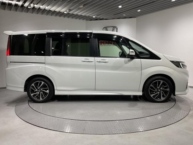 ステップワゴンスパーダ スパーダ・クールスピリットホンダセンシング　純正ドライブレコーダー前後あり　サイドエアバック　スマートキ　左右電動スライドドア　バックモニタ　Ｗエアコン　地ＴＶ　ナビ＆ＴＶ　三列シート　助手席エアバッグ　ＡＡＣ　横滑り防止機能　ターボ車　ＡＢＳ（9枚目）