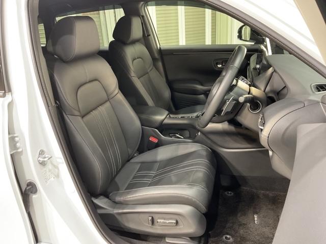 ZR-V e:HEVZ特別仕様車ブラックスタイル 【弊社デモカー】 アラウンドビューモニター LEDヘッドランプ スマ-トキ- クルコン ETC車載器 電動シート ドライブレコーダー シートヒーター 本革シート バックカメラ 盗難防止装置 ESC(16枚目)