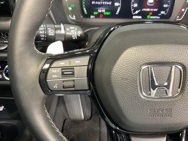 ZR-V e:HEVZ特別仕様車ブラックスタイル 【弊社デモカー】 アラウンドビューモニター LEDヘッドランプ スマ-トキ- クルコン ETC車載器 電動シート ドライブレコーダー シートヒーター 本革シート バックカメラ 盗難防止装置 ESC(35枚目)