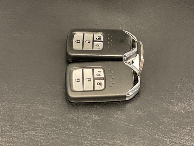 フリードハイブリッド ハイブリッド・Gホンダセンシング 軽減ブレーキ キーフリーシステム DVD再生可能 サイドカーテンエアバック ECON 後カメラ Aクルーズ 地デジフルセグTV LEDヘッドランプ シートH 横滑防止(35枚目)