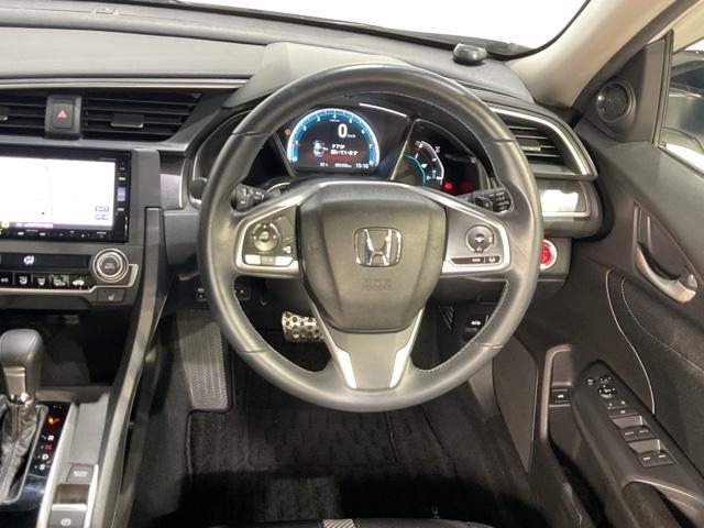 シビック セダンホンダセンシング ドラレコ LEDヘッド 前席シートヒーター スマートキー クルーズコントロール ターボ DVD再生 サイドエアバック ETC ESC ナビTV オートエアコン エアバッグ(13枚目)