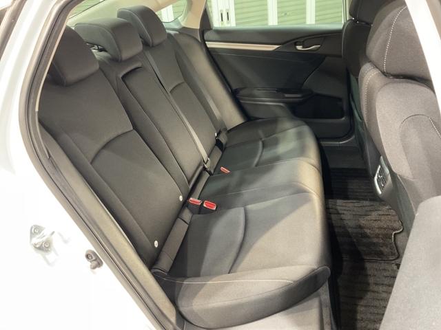 シビック セダンホンダセンシング ドラレコ LEDヘッド 前席シートヒーター スマートキー クルーズコントロール ターボ DVD再生 サイドエアバック ETC ESC ナビTV オートエアコン エアバッグ(17枚目)