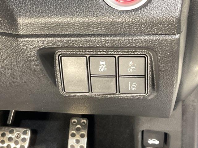 シビック セダンホンダセンシング ドラレコ LEDヘッド 前席シートヒーター スマートキー クルーズコントロール ターボ DVD再生 サイドエアバック ETC ESC ナビTV オートエアコン エアバッグ(27枚目)