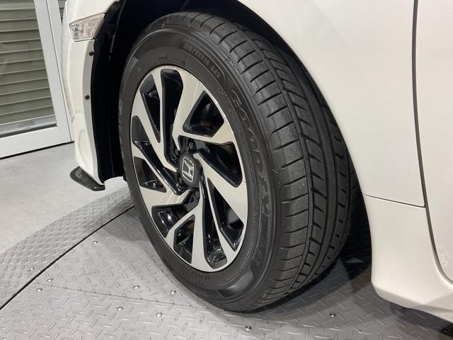 シビック セダンホンダセンシング ドラレコ LEDヘッド 前席シートヒーター スマートキー クルーズコントロール ターボ DVD再生 サイドエアバック ETC ESC ナビTV オートエアコン エアバッグ(34枚目)