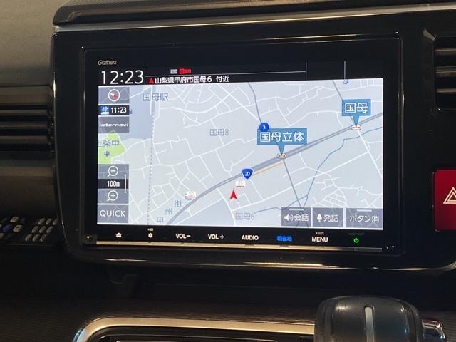 ステップワゴンスパーダ スパーダ・クールスピリットホンダセンシング サイドエアバック スマートキ 左右電動スライドドア バックモニタ Wエアコン 地TV ナビ&TV 三列シート 助手席エアバッグ ドライブレコーダ AAC(21枚目)