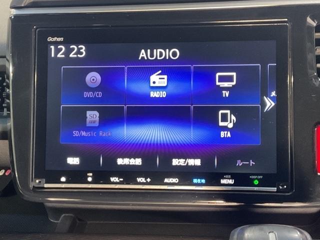 ステップワゴンスパーダ スパーダ・クールスピリットホンダセンシング サイドエアバック スマートキ 左右電動スライドドア バックモニタ Wエアコン 地TV ナビ&TV 三列シート 助手席エアバッグ ドライブレコーダ AAC(22枚目)