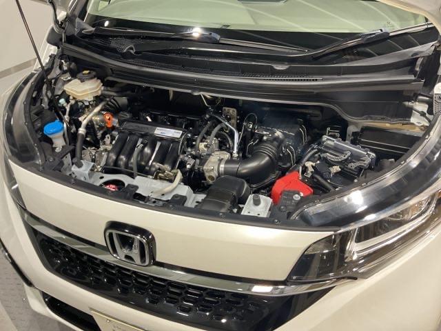 フリード+ハイブリッド ハイブリッドG・ホンダセンシング 四駆 バックモニター 盗難防止装置 ナビ・TV キーレス ETC車載器 地デジ クルーズコントロール AAC DVD再生 ECON パワーウィンドウ エアバッグ(33枚目)