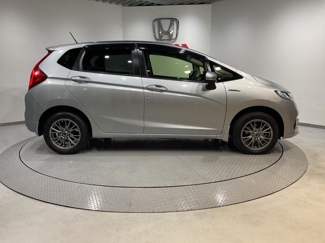 フィットハイブリッド L(10枚目)