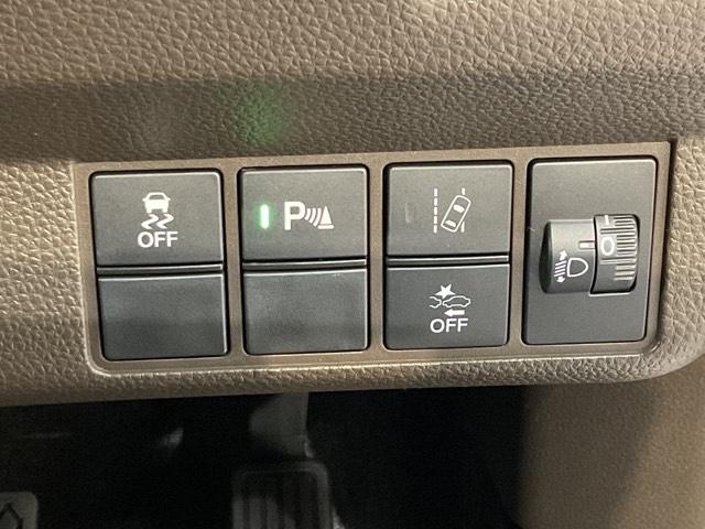 N-WGN Lホンダセンシング ETC装備 Bモニタ 誤発進抑制 シートヒータ 横滑り防止機能 セキュリティアラーム キーフリー スマートキー サイドカーテンエアバック クルーズコントロール オートエアコン(29枚目)