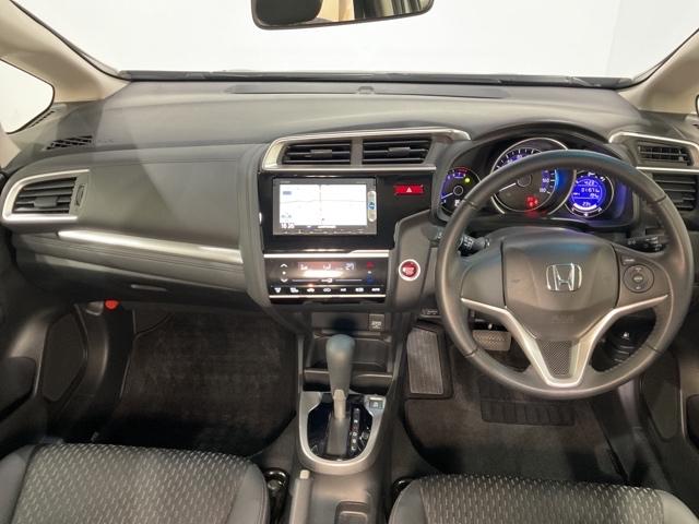 フィット １５ＸＬ　盗難防止システム　クルコン　スマートキー　シティブレーキアクティブシステム　ＥＴＣ　ＬＥＤヘッド　４ＷＤ（11枚目）