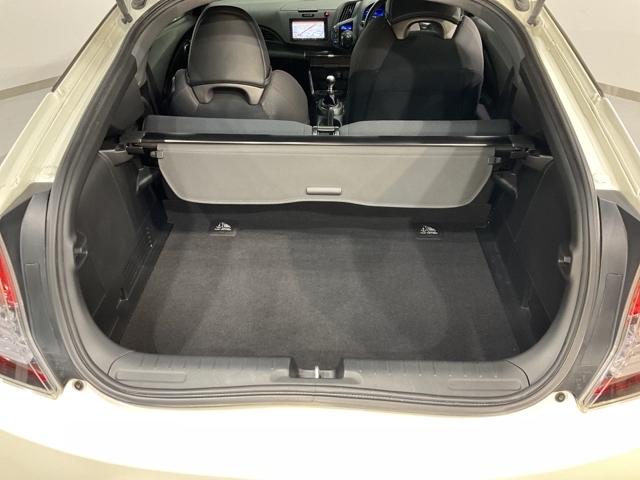 ＣＲ－Ｚ αマスターレーベル　Ｂカメラ　スマキー　ＥＴＣ　オートクルーズ　フルセグ　アイストップ　キーフリーシステム　Ｗエアバッグ　ＡＢＳ　オートエアコン　パワーウインドウ　パワーステアリング　エアバッグ（17枚目）