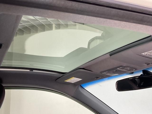 ＣＲ－Ｚ αマスターレーベル　Ｂカメラ　スマキー　ＥＴＣ　オートクルーズ　フルセグ　アイストップ　キーフリーシステム　Ｗエアバッグ　ＡＢＳ　オートエアコン　パワーウインドウ　パワーステアリング　エアバッグ（27枚目）