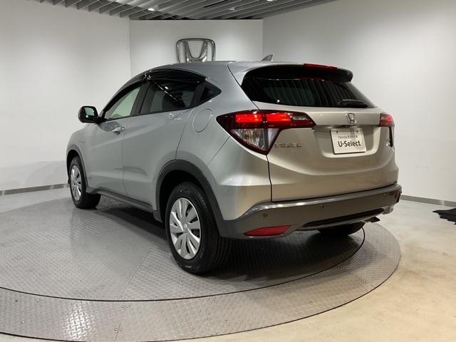 ヴェゼル ハイブリッド オートエアコン スマートキー パワーウィンドウ エアバッグ パワーステアリング クルーズコントロール バックカメラ ETC 4WD ABS キーレス VSA WSRS(4枚目)