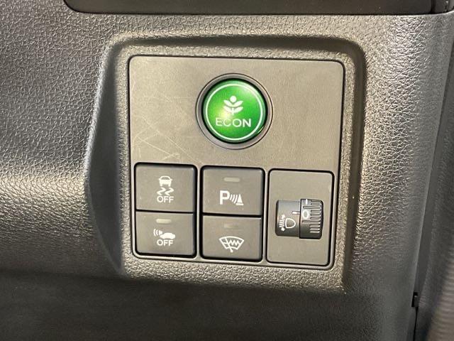 ヴェゼル ハイブリッド オートエアコン スマートキー パワーウィンドウ エアバッグ パワーステアリング クルーズコントロール バックカメラ ETC 4WD ABS キーレス VSA WSRS(27枚目)