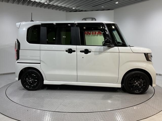 N-BOXカスタム L サイドエアバッグ ナビTV Aストップ シートヒータ キーフリーシステム LEDライト リアカメ クルーズコントロール AC DVD視聴可能 スマキー ETC 横滑り防止 フルセグTV ABS(8枚目)