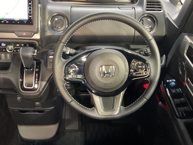 N-BOXカスタム L サイドエアバッグ ナビTV Aストップ シートヒータ キーフリーシステム LEDライト リアカメ クルーズコントロール AC DVD視聴可能 スマキー ETC 横滑り防止 フルセグTV ABS(13枚目)