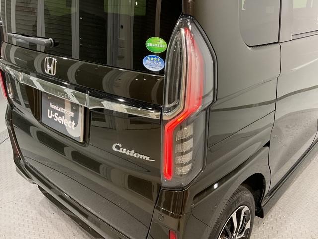 N-BOXカスタム G・Lホンダセンシング 【いまコレ+】新品フロアマット エアコン 衝突被害軽減装置 シ-トヒ-タ- VSA パワーウィンドウ エアバック 4WD車 キーフリー 地デジ サイドエアバック クルコン スマートキ ナビTV LED(11枚目)