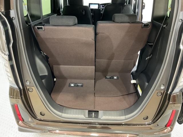N-BOXカスタム G・Lホンダセンシング 【いまコレ+】新品フロアマット エアコン 衝突被害軽減装置 シ-トヒ-タ- VSA パワーウィンドウ エアバック 4WD車 キーフリー 地デジ サイドエアバック クルコン スマートキ ナビTV LED(19枚目)