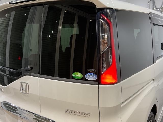 ステップワゴンスパーダ スパーダホンダセンシング 盗難防止 助手席エアバッグ Wパワスラ 地デジ LEDライト 横滑り防止システム オートエアコン リアカメラ ドライブレコーダー装着車 ナビ&TV 三列シート ETC付(11枚目)