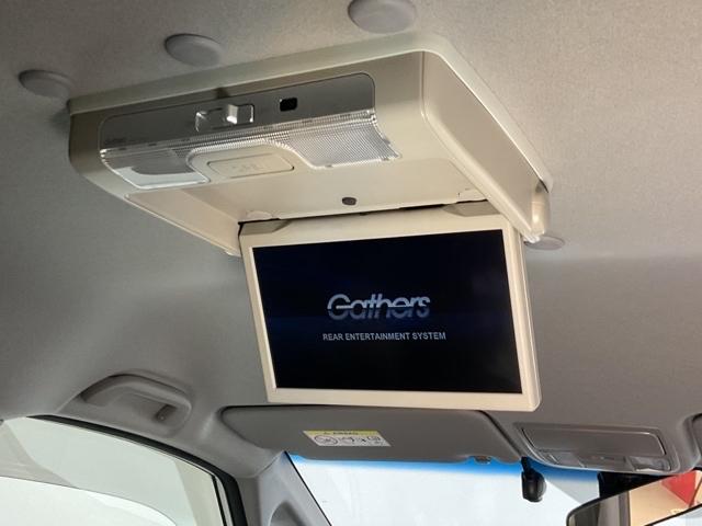 ステップワゴンスパーダ スパーダホンダセンシング 盗難防止 助手席エアバッグ Wパワスラ 地デジ LEDライト 横滑り防止システム オートエアコン リアカメラ ドライブレコーダー装着車 ナビ&TV 三列シート ETC付(35枚目)