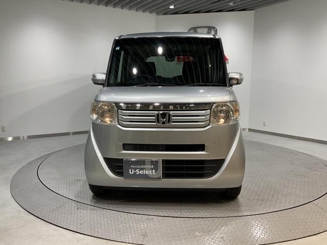 Ｎ－ＢＯＸ ＧＳＳパッケージ　Ｗ電動ドア　Ｉストップ　ダブルエアバック　ＴＶナビ　イモビ　地デジ　スマートキー＆プッシュスタート　ＤＶＤ視聴可　ＥＴＣ付き　フルオートエアコン　キーレスエントリ　パワーウインドウ（4枚目）