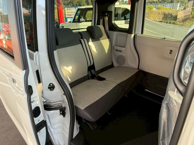 Ｎ－ＢＯＸ ベースグレード　ＦＦ　届出済み未使用車　両側パワースライドドア　オーディオレス（14枚目）