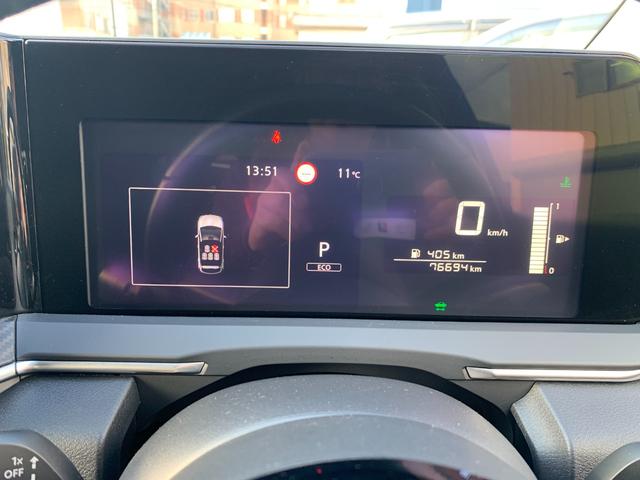 ノート Ｘ　ＦＯＵＲ　メーカーナビ　アラウンドビューモニター　プロパイロット　置くだけ充電　衝突軽減装置　ＥＴＣ２．０　メーカー保障継承渡（25枚目）