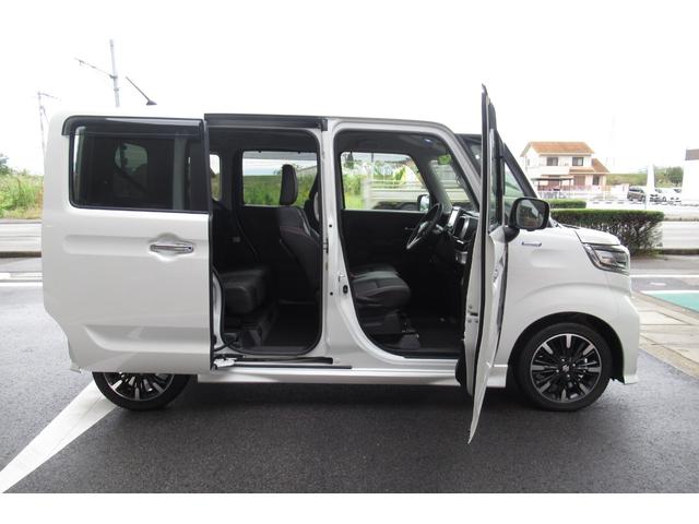 スペーシアカスタム ハイブリッドXSターボ ナビ(CD・DVD・Bluetooth・TVフルセグ)、全方位カメラ、ETC、運転席シートヒーター、両側スライドドア、パークディスタンスコントロール、クルーズコントロール、衝突軽減ブレーキ(17枚目)