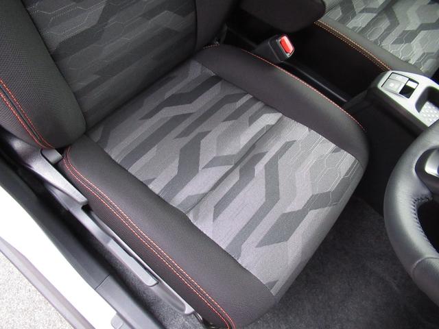 タフト G 衝突軽減ブレーキ・パークディスタンスコントロール・アイドリングストップ・シートヒーター・電動格納ドアミラー・プッシュスタート・オートエアコン・オートライト・LEDヘッドライト(16枚目)