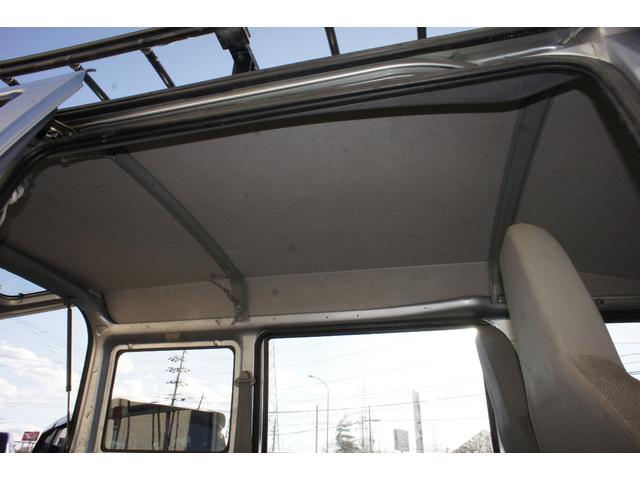 ミニキャブバン ＣＤ　ＣＤハイルーフ　５速マニュアル　パートタイム４ＷＤ（２ＷＤ切替式）　ルーフラック付き　タイミングベルト交換済み　記録簿数枚（13枚目）