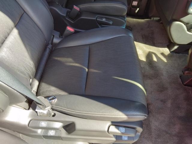 オデッセイ アブソルート・EX ワンオーナー・黒レザーハーフシート・ディーラーナビ・バックカメラ・フリップダウンモニター・シートヒーターパワーシート・ブラインドスポットモニター・ETC(62枚目)