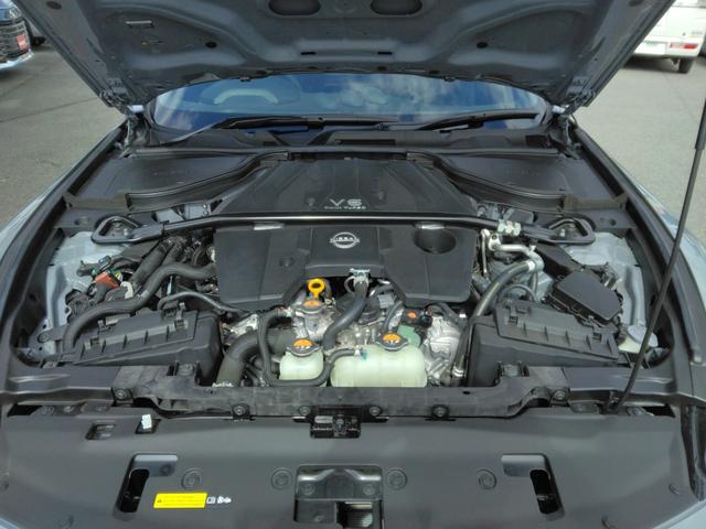 フェアレディＺ バージョンＳ　ディスプレイナビ・バックカメラ・ＬＥＤヘッドライト・純正ＲＥＹＳ１９インチアルミホイール（9枚目）