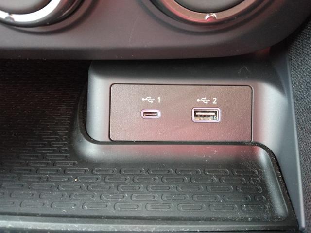 フェアレディＺ バージョンＳ　ディスプレイナビ・バックカメラ・ＬＥＤヘッドライト・純正ＲＥＹＳ１９インチアルミホイール（36枚目）