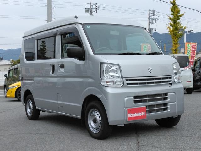 Ｒ４年式ダイハツ　ハイゼットカーゴデラックス入荷しました。