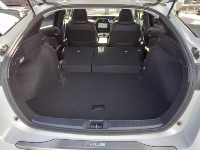 プリウス Sツーリングセレクション ワンオーナー・純正ナビ・バックカメラ・ETC・黒レザーシート・シートヒーター(70枚目)