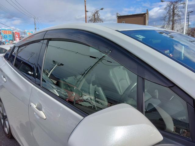 プリウス Sツーリングセレクション ワンオーナー・純正ナビ・バックカメラ・ETC・黒レザーシート・シートヒーター(79枚目)