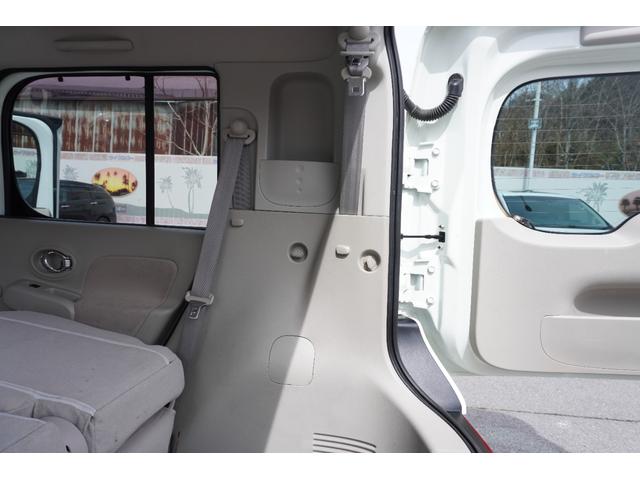 キューブ １５Ｘ　Ｖセレクション　禁煙車　ＥＴＣ　バックカメラ　ナビ　フルセグＴＶ　ＤＶＤ再生　Ｂｌｕｅｔｏｏｔｈ　ＳＤ　ＵＳＢ　ＡＵＸ再生　スマートキー　電動格納ミラー　記録簿　車検整備付　夏冬タイヤ付　下回り防錆塗装済み（54枚目）