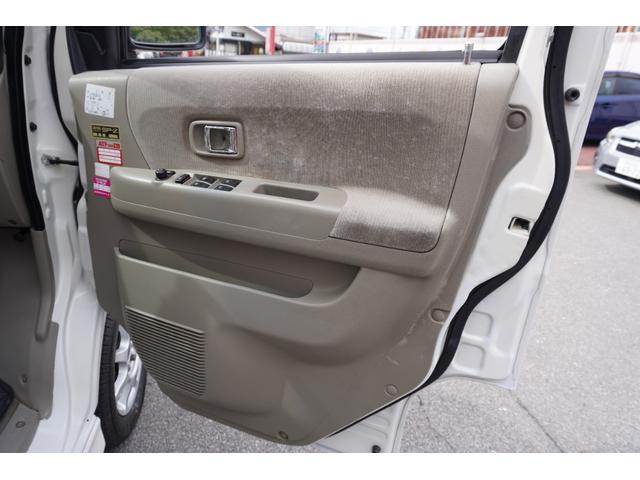 ☆運転席ドア内張も綺麗な状態です♪