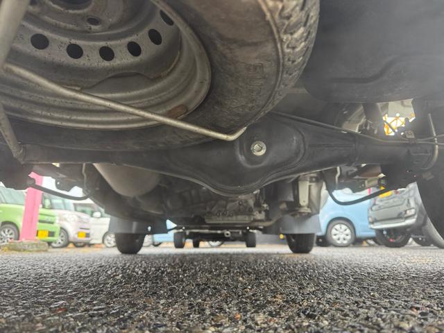 NT100クリッパートラック 4WD オートマ エアコン パワステ キーレス パワーウインド CDデッキ(27枚目)