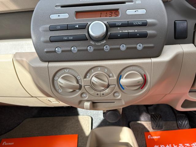 アルト F 4WD 盗難警報装置 パワーウィンドー Wエアバック エアーバッグ キーレスキー AC PS 衝突安全ボディ ABS(12枚目)