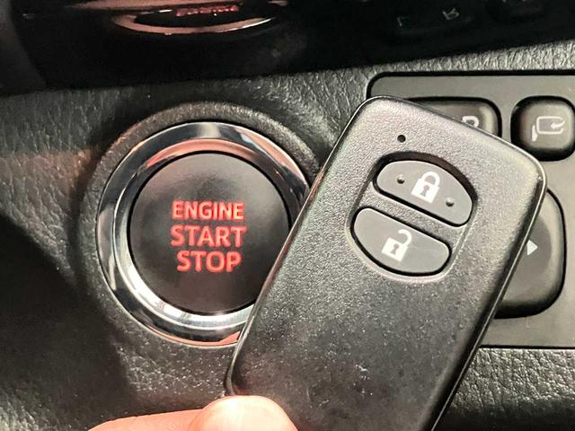 ヴィッツ Ｆ　セーフティーエディションＩＩＩ　純正ナビ　Ｂｌｕｅｔｏｏｔｈ　バックカメラ　衝突被害軽減ブレーキ　スマートキー　アイドリングストップ　オートマチックハイビーム　ＥＳＣ（18枚目）