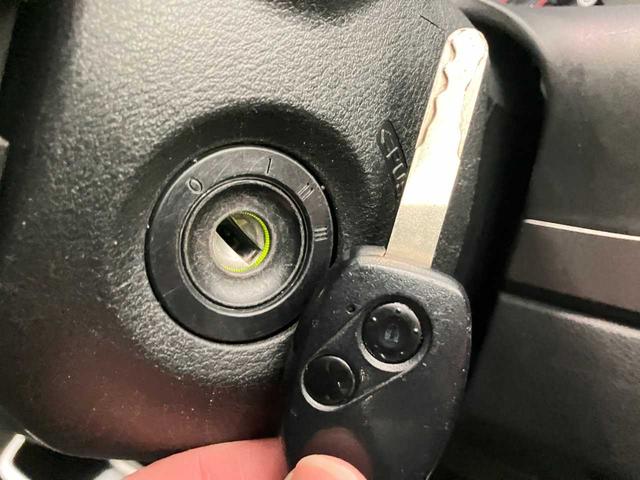 ���⌇�����Ȃ��A�C�e���ƂȂ����L�[���X�B�������t���Ă��܂��B���ڃL�[���������܂Ȃ��Ă��h�A�̎{���E�J�����o���܂��B�h�A���̃L�Y�h�~�ɂ��Ȃ�܂���