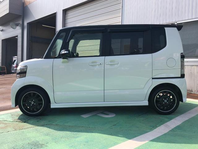 N-BOXカスタム 2トーンカラースタイル G・ターボLパッケージ メモリーナビ Bluetooth 後席モニター 両側電動スライドドア バックカメラ ETC LEDライト ベンチシート チップアップシート スマートキー(9枚目)