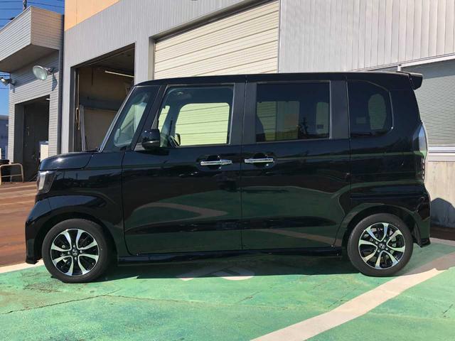 Ｎ－ＢＯＸカスタム Ｌ　純正ナビ　Ｂｌｕｅｔｏｏｔｈ　バックカメラ　両側電動スライドドア　衝突被害軽減ブレーキ　アダプティブクルーズコントロール　ドライブレコーダー　チップアップシート電動格納ミラー　フルフラットシート（9枚目）