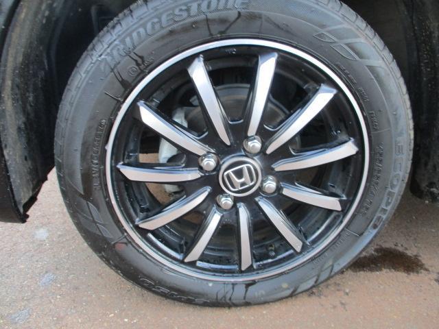 G・Lパッケージ 4WD ETC クルコン 純正AW 新品ナビ装着(29枚目)