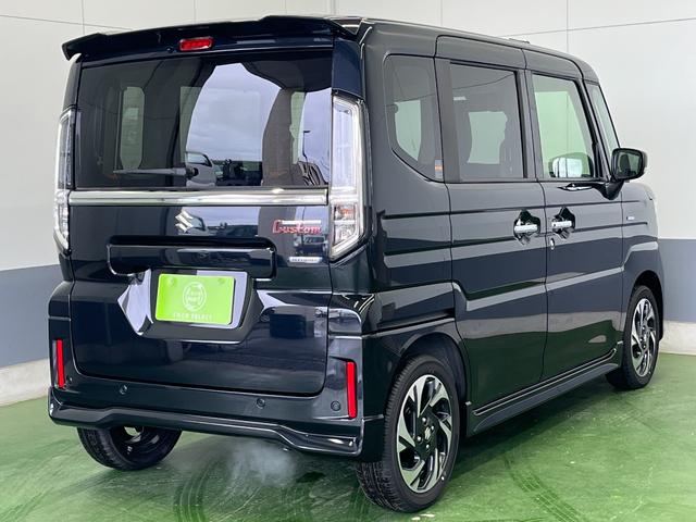 スペーシアカスタム ハイブリッドＸＳ　４ＷＤ　届出済未使用車　両側電動スライドドア　アダプティブクルコン　レーンキープ　ハーフレザーシート　シートヒーター　アイドリングストップ　ステアリングヒーター　寒冷地仕様　盗難防止装置　オートＬＥＤ（6枚目）